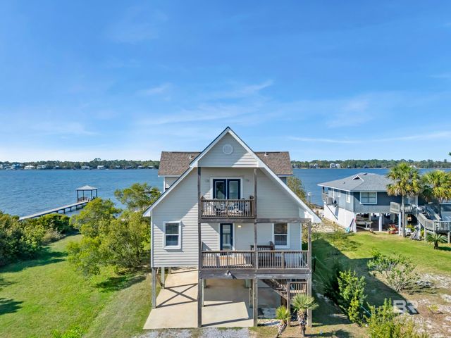1284 W Lagoon Avenue, Gulf Shores, AL 36542