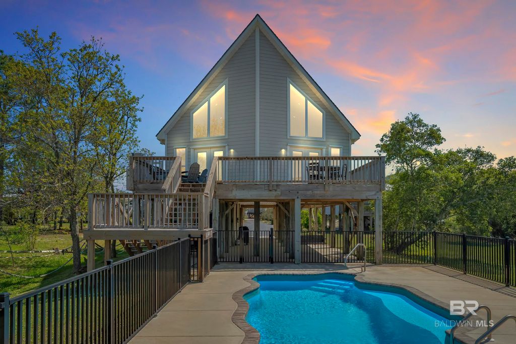 1284 W Lagoon Avenue, Gulf Shores, AL 36542