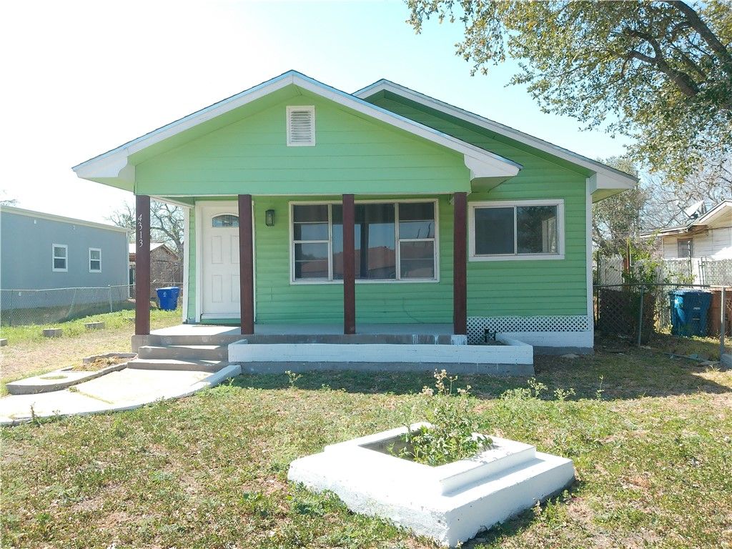 4313 Molina Dr, Corpus Christi, TX 78416