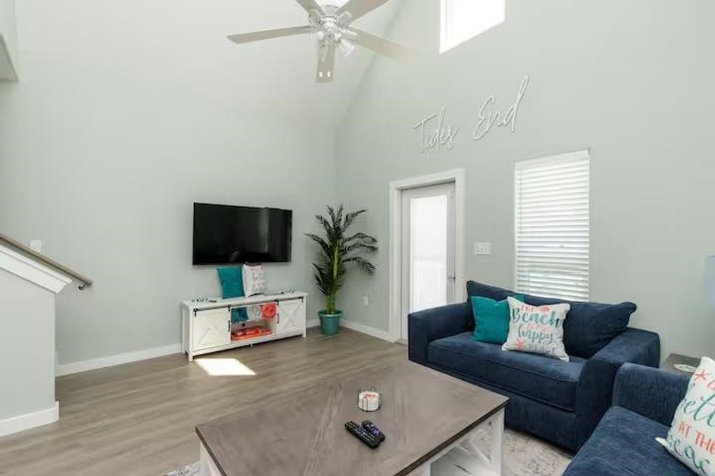 14912 Pirates Cove Dr, Corpus Christi, TX 78418 — photo 5