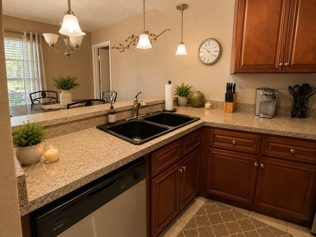 3964 DREAM OAK PLACE 102, Tampa, FL 33613