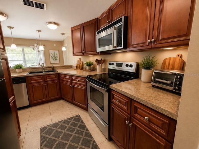 3964 DREAM OAK PLACE 102, Tampa, FL 33613