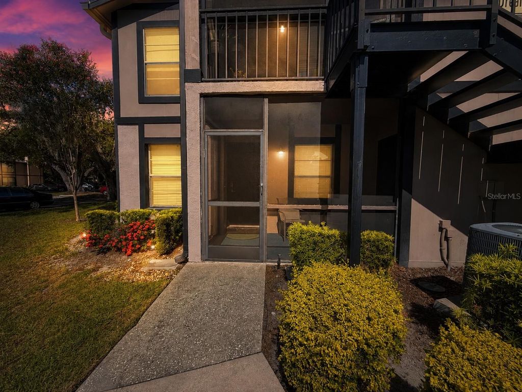 3964 DREAM OAK PLACE 102, Tampa, FL 33613