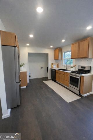126 B Street NE, Thomaston, GA 30286