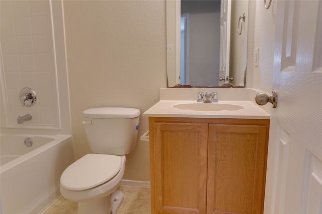 9016 Garden Springs Drive, Fort Worth, TX 76123