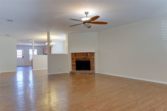 9016 Garden Springs Drive, Fort Worth, TX 76123