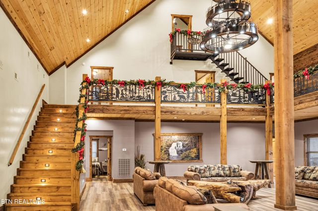 173 Rafter Rd, Tellico Plains, TN 37385