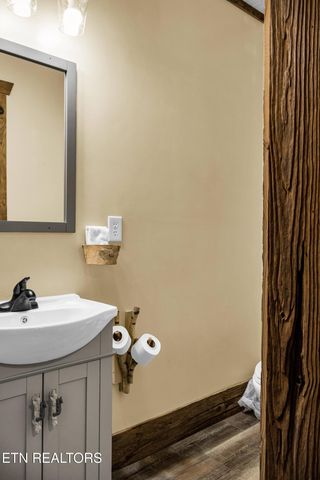 173 Rafter Rd, Tellico Plains, TN 37385