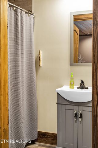 173 Rafter Rd, Tellico Plains, TN 37385