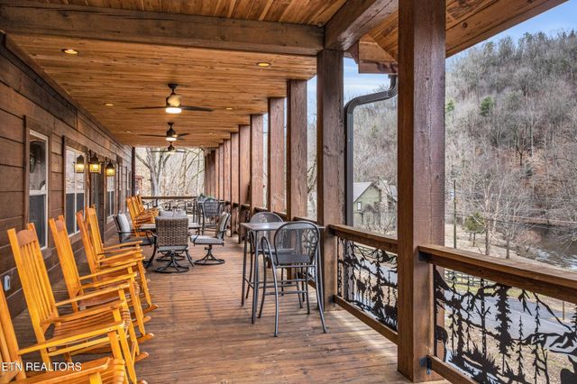 173 Rafter Rd, Tellico Plains, TN 37385