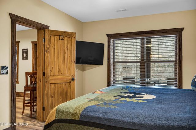 173 Rafter Rd, Tellico Plains, TN 37385