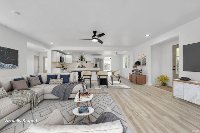 3202 N 300 East, Rolling Prairie, IN 46371