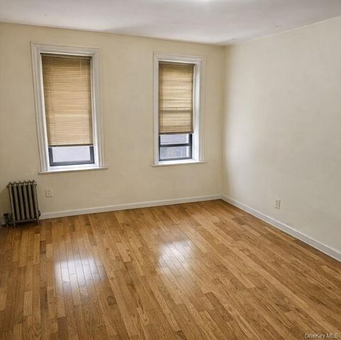 83-15 116th Street 3E, Richmond Hill, NY 11418