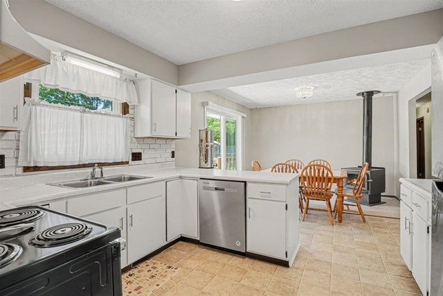 1549 Trebor Road, Saint Joseph, MI 49085