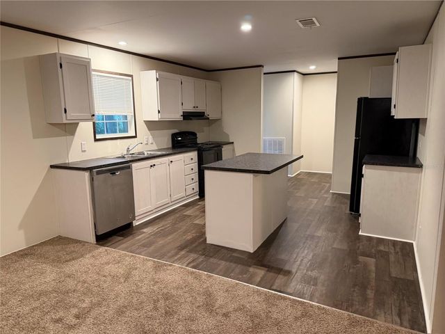 19411 N US HIGHWAY 301, Citra, FL 32113