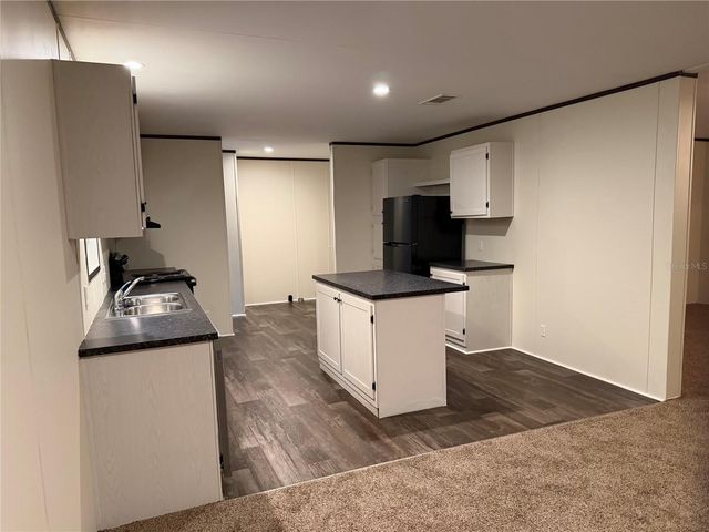 19411 N US HIGHWAY 301, Citra, FL 32113