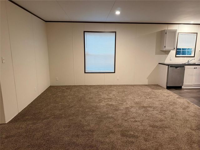 19411 N US HIGHWAY 301, Citra, FL 32113