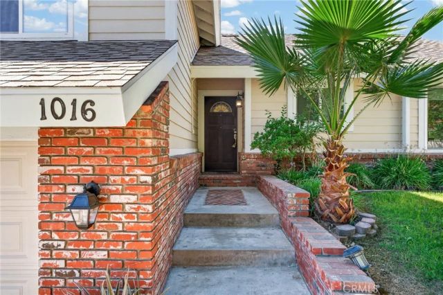 1016 La Feliz, Redlands, CA 92373