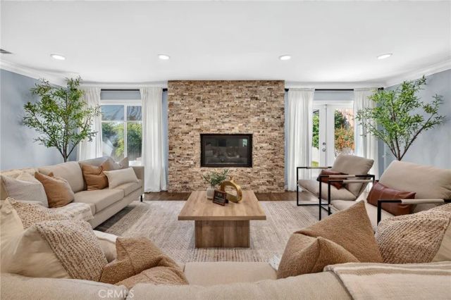 1016 La Feliz, Redlands, CA 92373