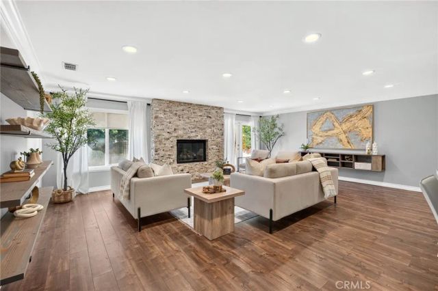 1016 La Feliz, Redlands, CA 92373