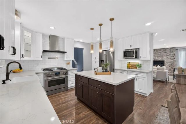 1016 La Feliz, Redlands, CA 92373