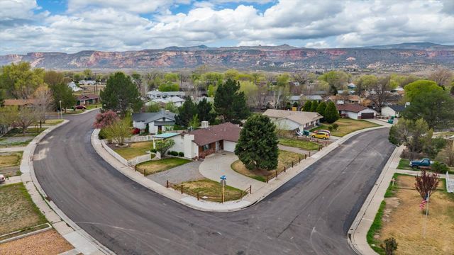316 E Heritage Court, Fruita, CO 81521