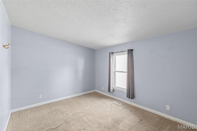 11903 Hillsboro Victoria Road, De Soto, MO 63020