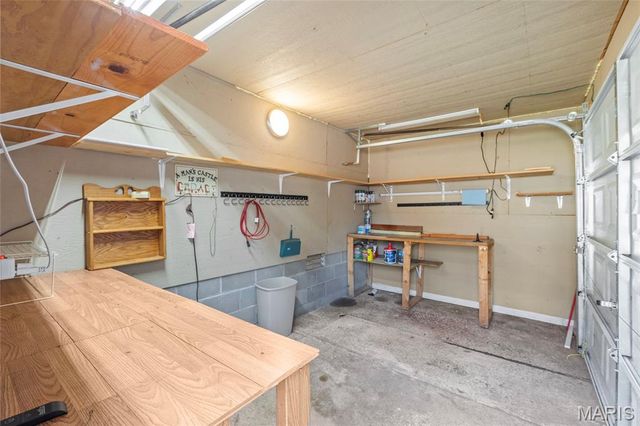 11903 Hillsboro Victoria Road, De Soto, MO 63020