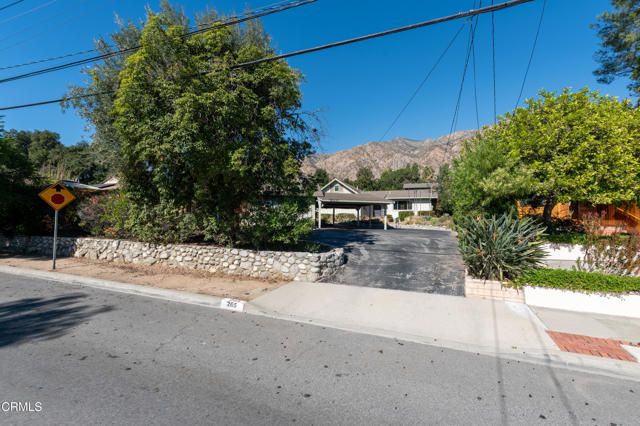 265 W Grandview Avenue, Sierra Madre, CA 91024
