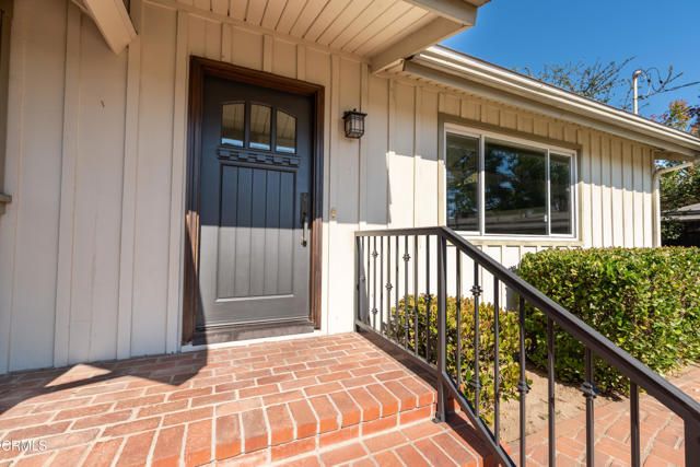 265 W Grandview Avenue, Sierra Madre, CA 91024