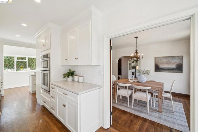6080 Ocean View Drive, Oakland, CA 94618