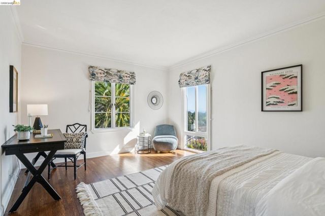 6080 Ocean View Drive, Oakland, CA 94618