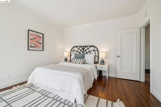 6080 Ocean View Drive, Oakland, CA 94618