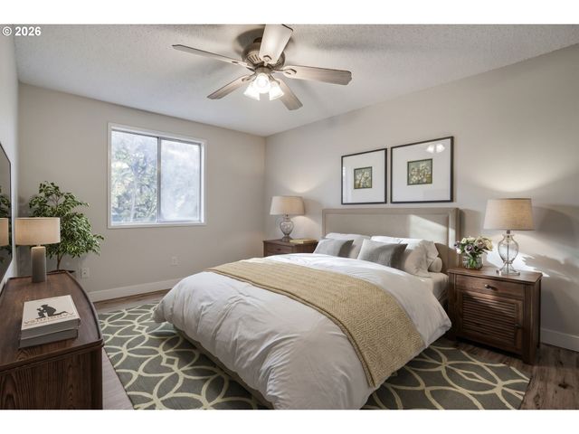 721 Ne 132ND Ave, Vancouver, WA 98684