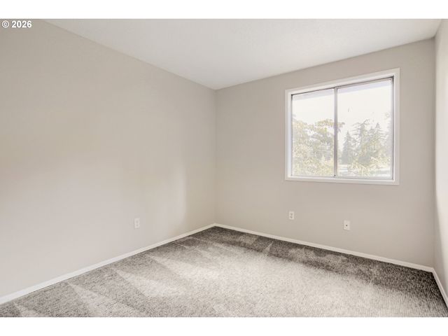 721 Ne 132ND Ave, Vancouver, WA 98684