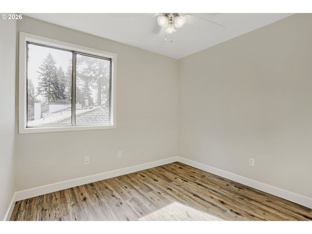 721 Ne 132ND Ave, Vancouver, WA 98684