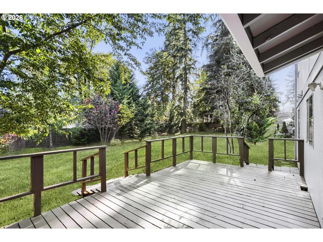 721 Ne 132ND Ave, Vancouver, WA 98684