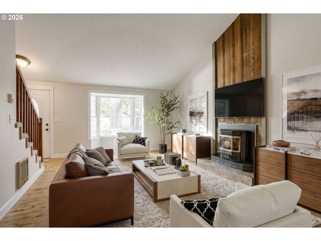 721 Ne 132ND Ave, Vancouver, WA 98684