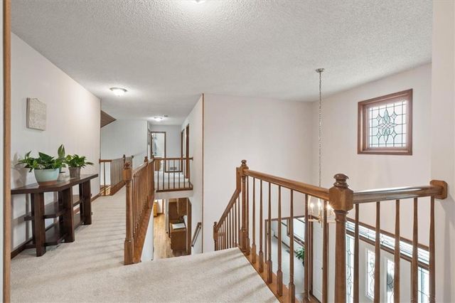 833 NW High Point Drive, Lee's Summit, MO 64081