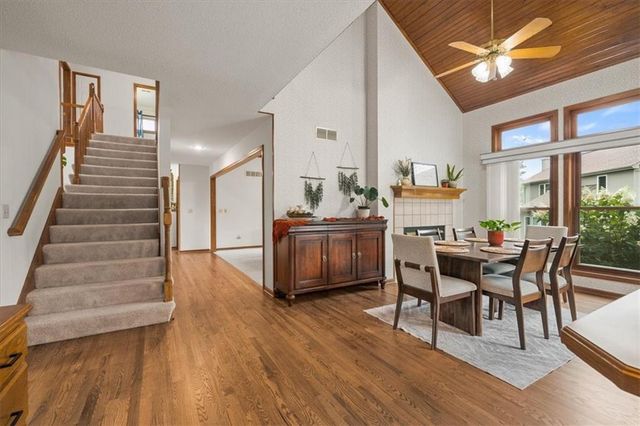 833 NW High Point Drive, Lee's Summit, MO 64081