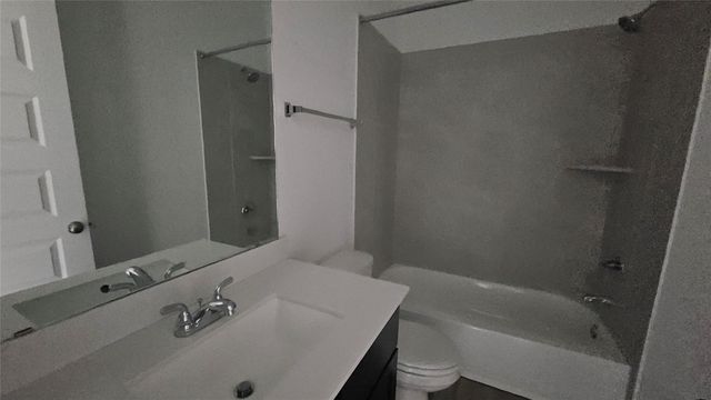145 Cyrus Milton Dr, Buda, TX 78610