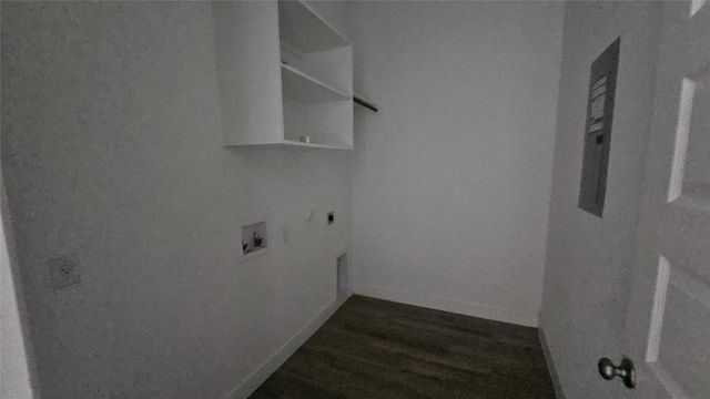 145 Cyrus Milton Dr, Buda, TX 78610