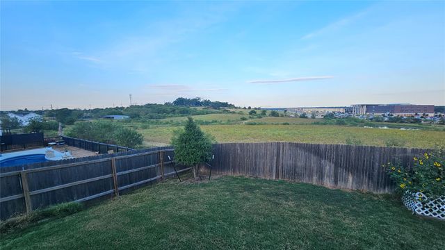 145 Cyrus Milton Dr, Buda, TX 78610