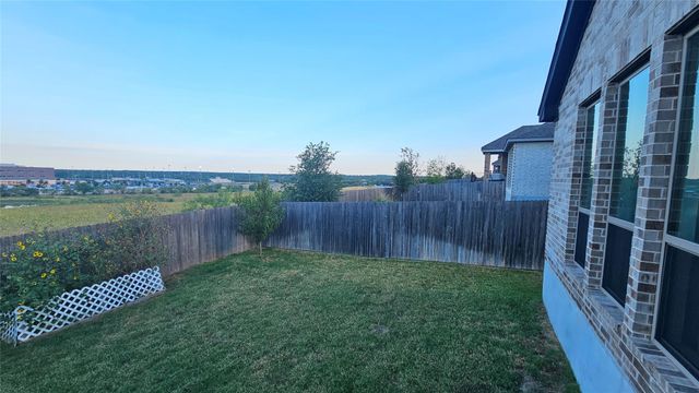 145 Cyrus Milton Dr, Buda, TX 78610