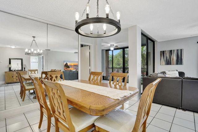 2748 S Carambola Circle 1923, Coconut Creek, FL 33066