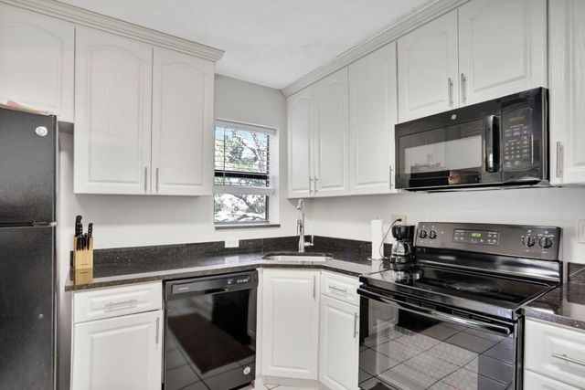 2748 S Carambola Circle 1923, Coconut Creek, FL 33066