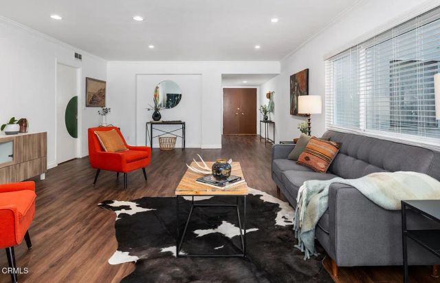 385 S Oakland Avenue 205, Pasadena, CA 91101