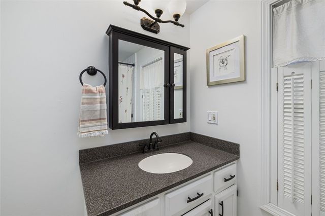 208 Marlborough Street 4, East Greenwich, RI 02818