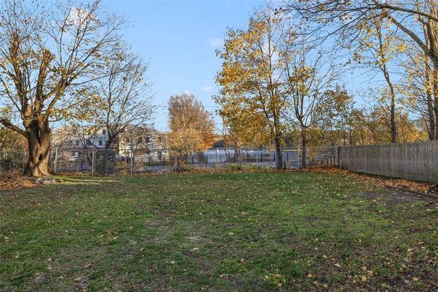 208 Marlborough Street 4, East Greenwich, RI 02818