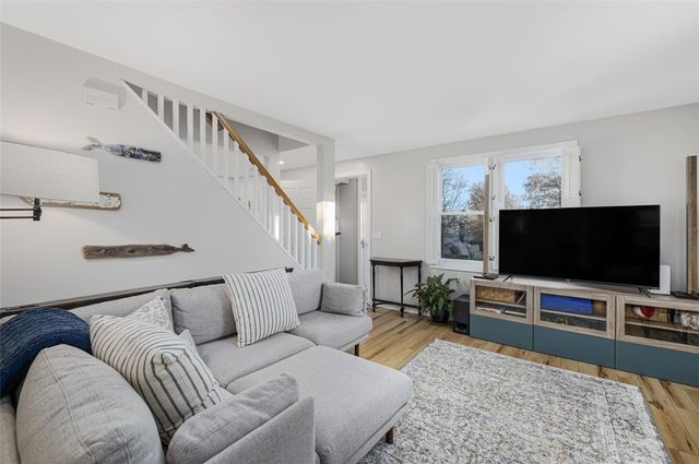 208 Marlborough Street 4, East Greenwich, RI 02818